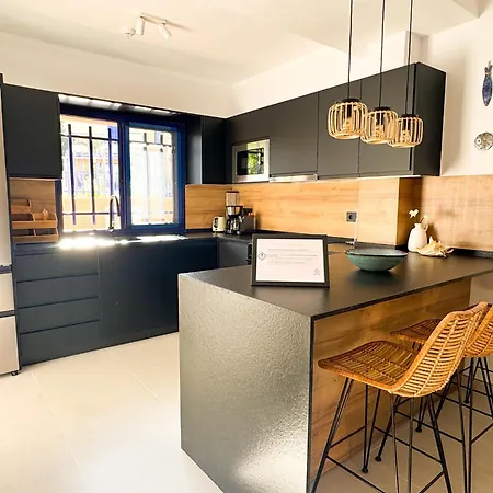 Surf House Meloneras San Bartolomé