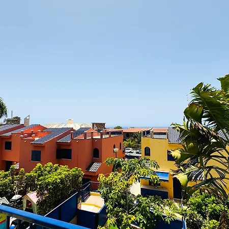 Surf House Meloneras